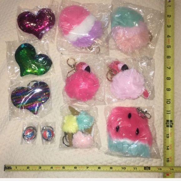 LAST ONE! Glitter Hot Pink Fuzzy Pom Pom Flamingo Keychain - Picture 3 of 5